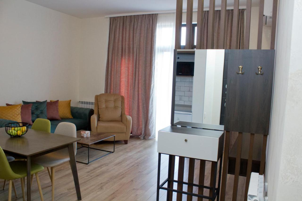 Aura Sameba, Luxury Apartment Тбілісі Екстер'єр фото
