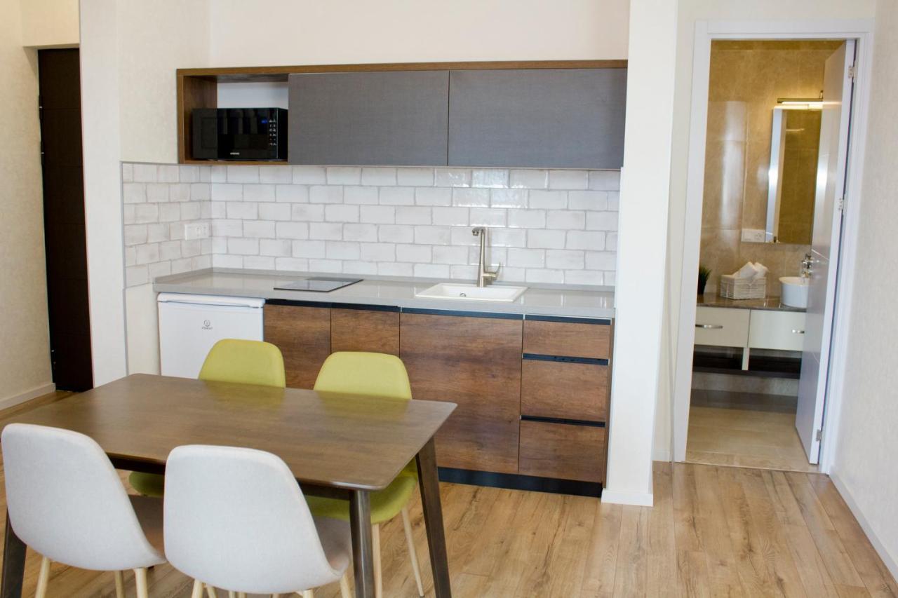 Aura Sameba, Luxury Apartment Тбілісі Екстер'єр фото