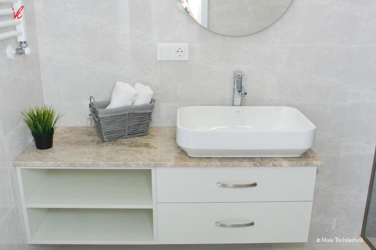 Aura Sameba, Luxury Apartment Тбілісі Екстер'єр фото